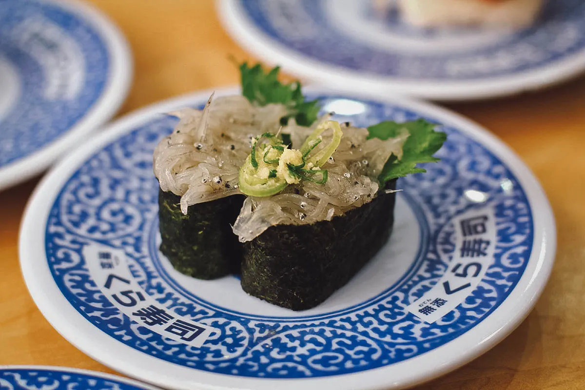 Gunkan maki, a type of sushi shaped like a boat