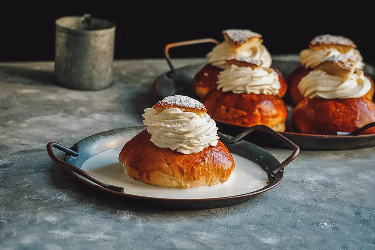 Vastlakukkel, an Estonian sweet bun topped with whipped cream