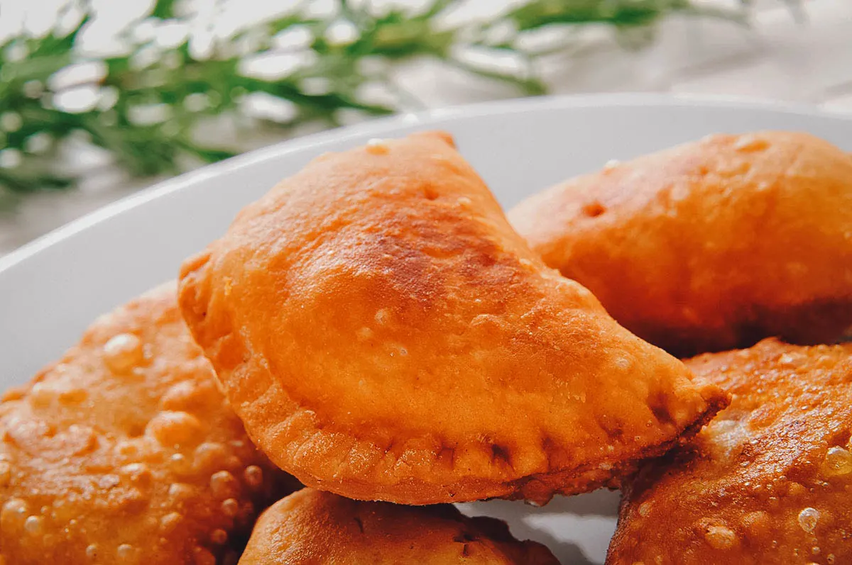 Lebanese Food Sambousek