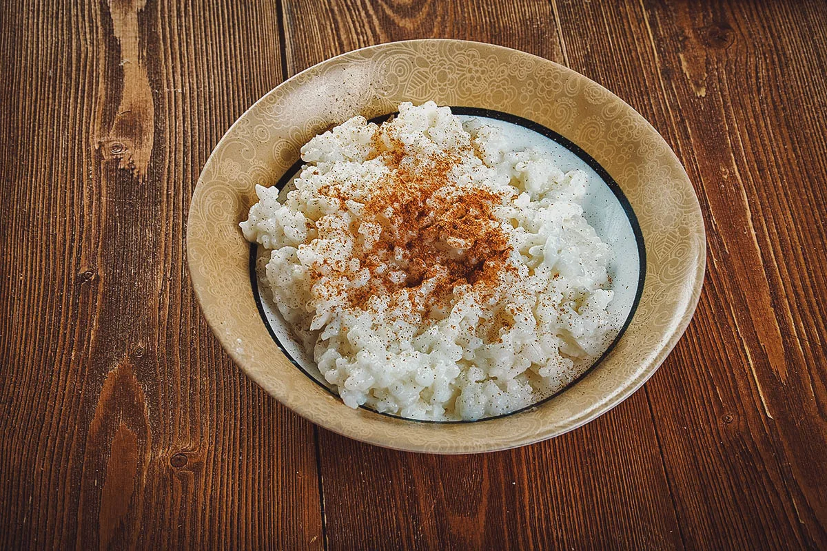 Egyptian Food Roz bi laban, a comforting Egyptian pudding