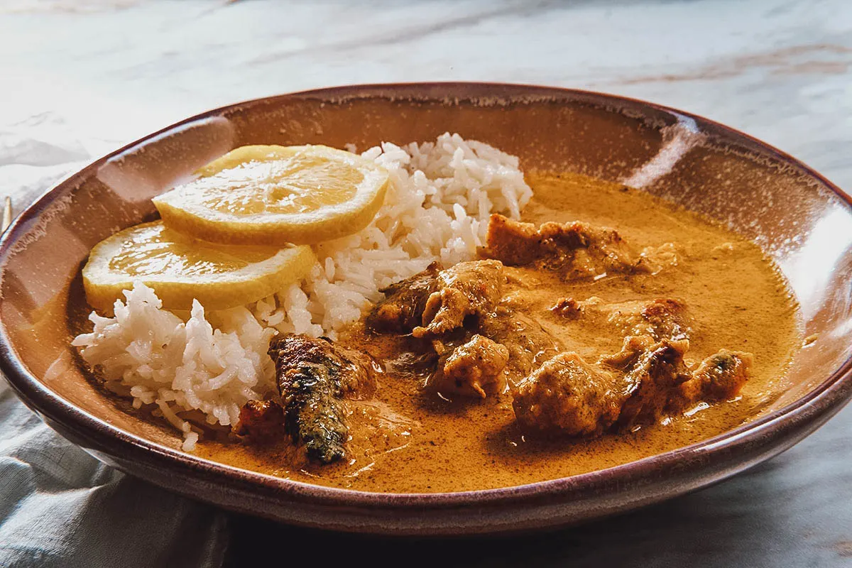 Tanzanian Food Kuku paka