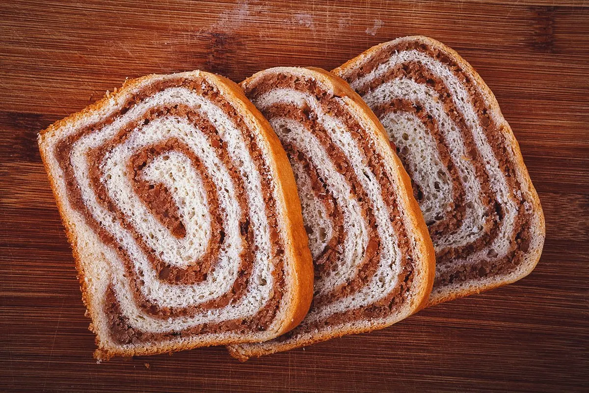 Croatian Food Orehnjaca, Croatian walnut rolls