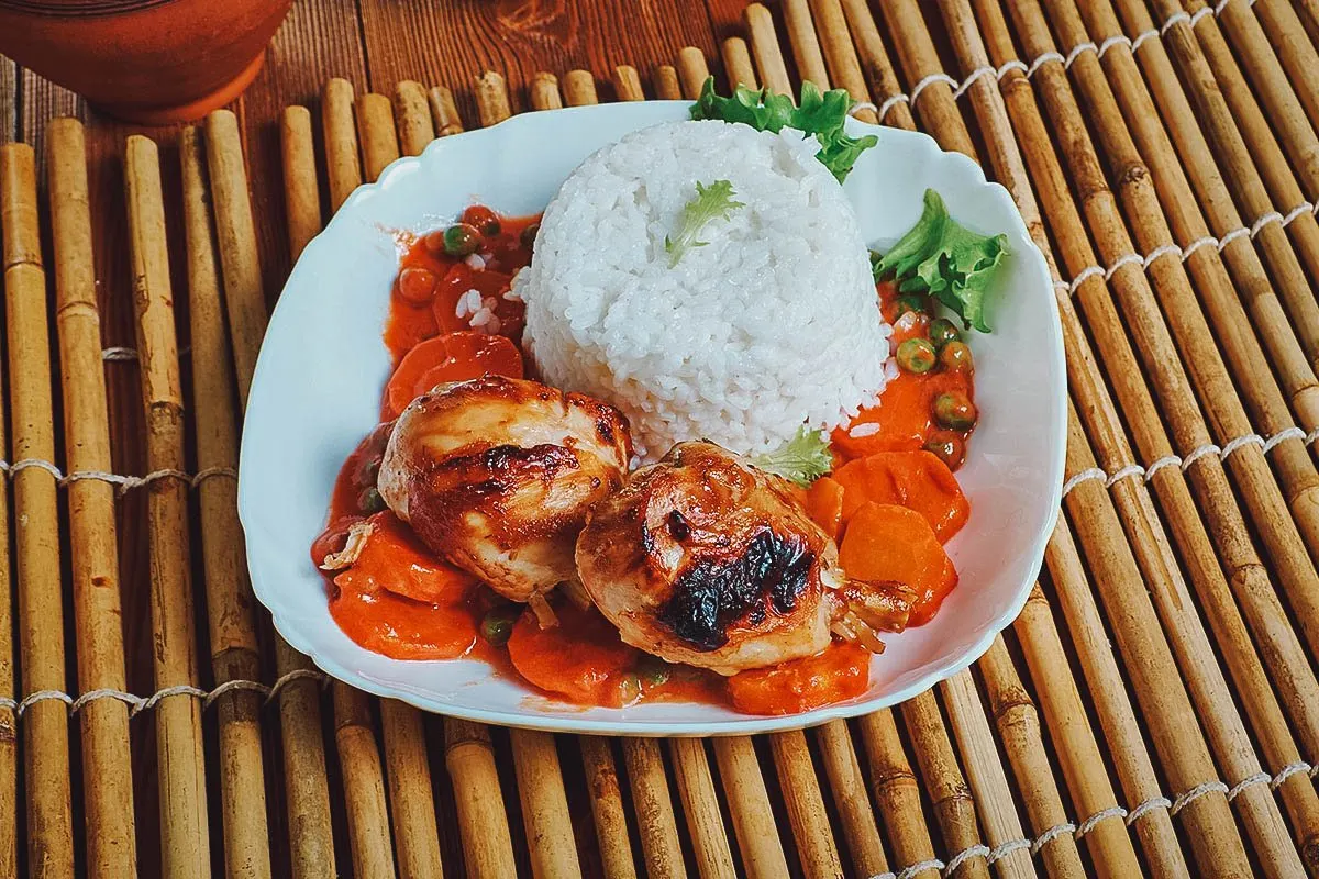 Chilean Food Pollo arvejado, a classic comfort food in Chile