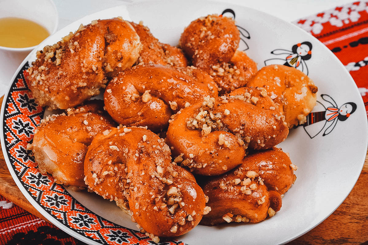 Mucenici from Moldova, a Romanian pastry shaped like the figure 8