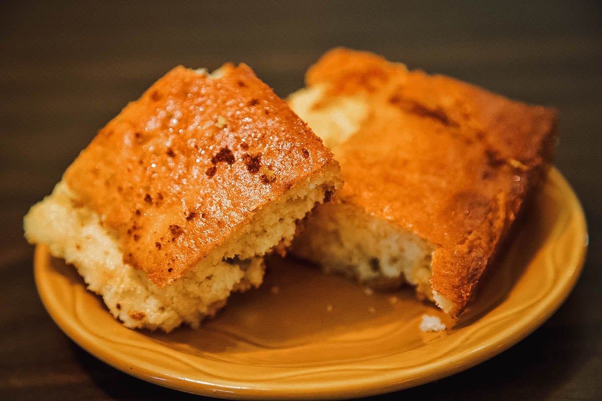 Johnny cakes, a type of Bahamian bread