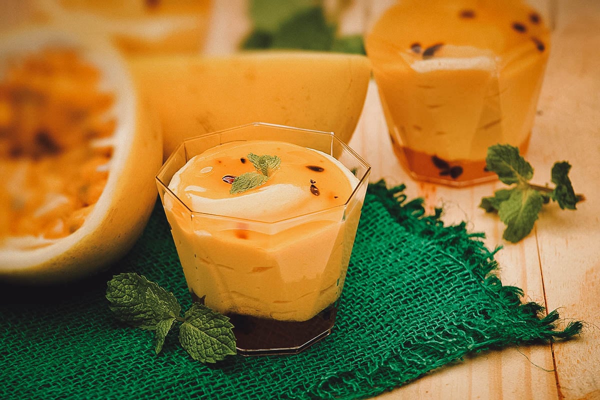 Mousse de maracujá, a popular Brazilian fruit mousse