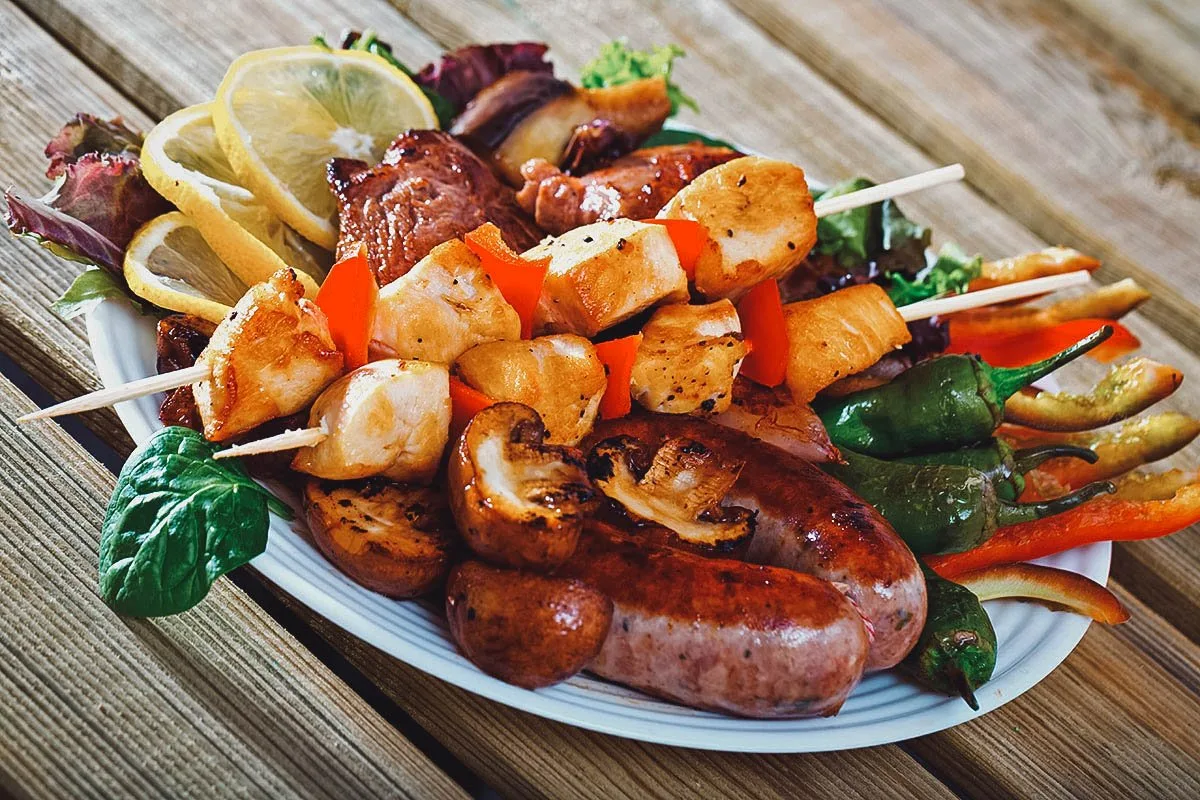 Bulgarian Food Meshana skara, a Bulgarian dish consisting of different types of grilled meat