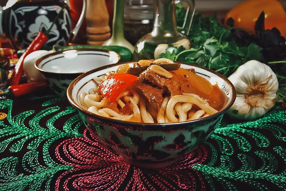 Lagman soup, a popular Uzbek dish consisting of pulled noodles, meat, and vegetables