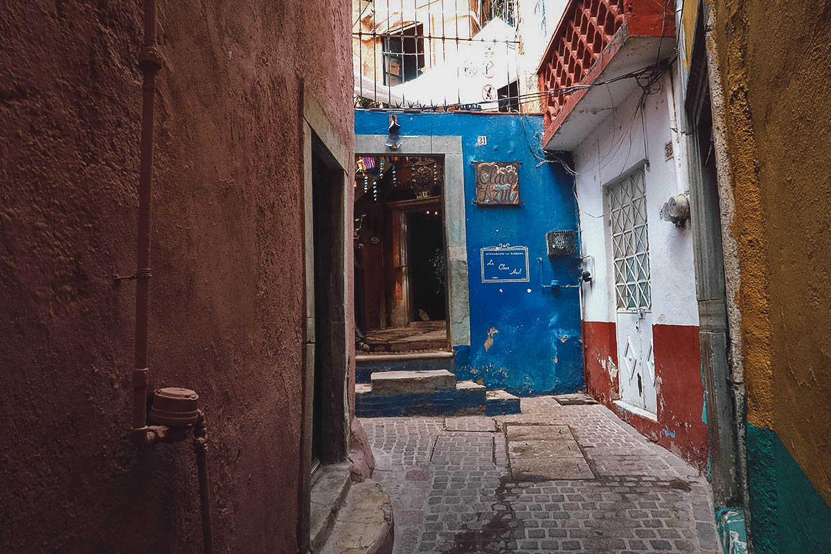 La Clave Azul bar and restaurant in Guanajuato