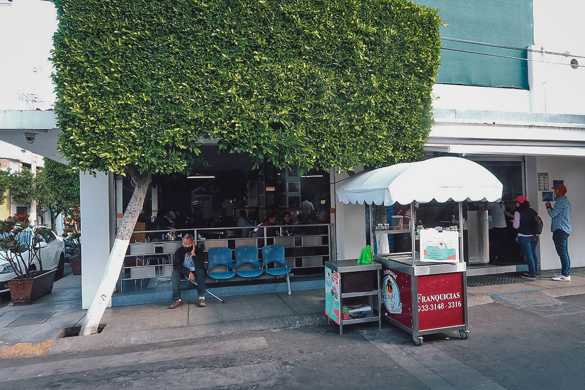 Exterior of Ponte Trucha Negro, one of the best Guadalajara restaurants for seafood