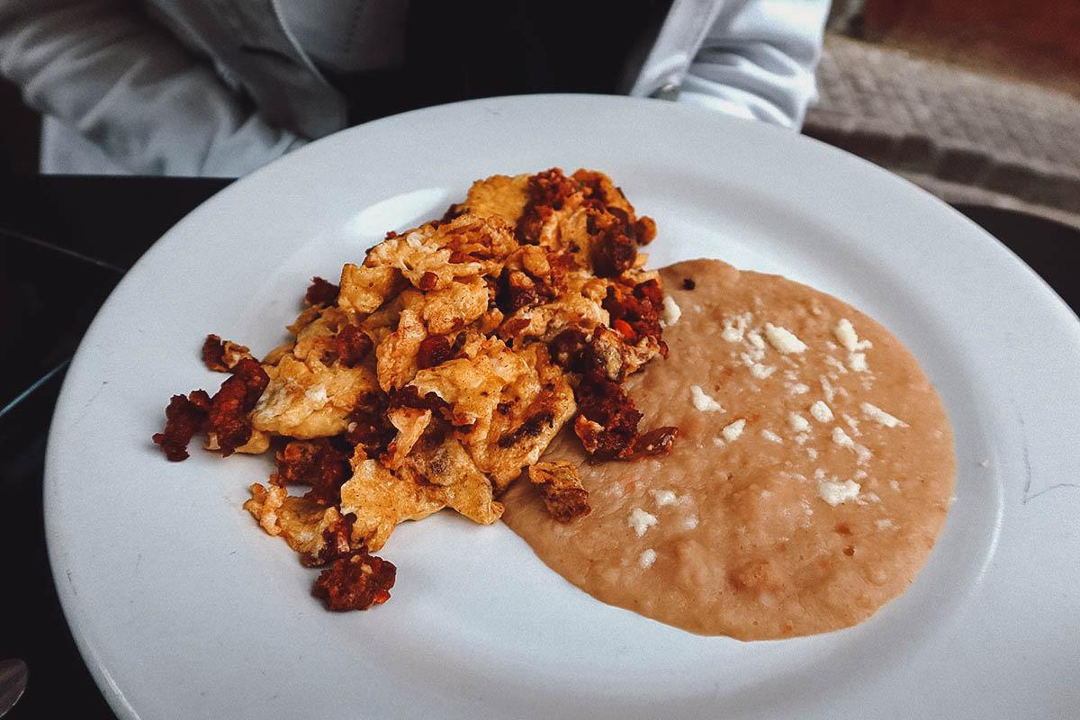 Huevos al gusto at a restaurant in Guanajuato