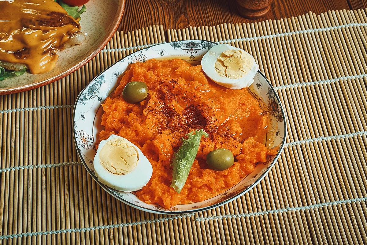 Houria, a traditional Tunisian salad made with mashed carrots