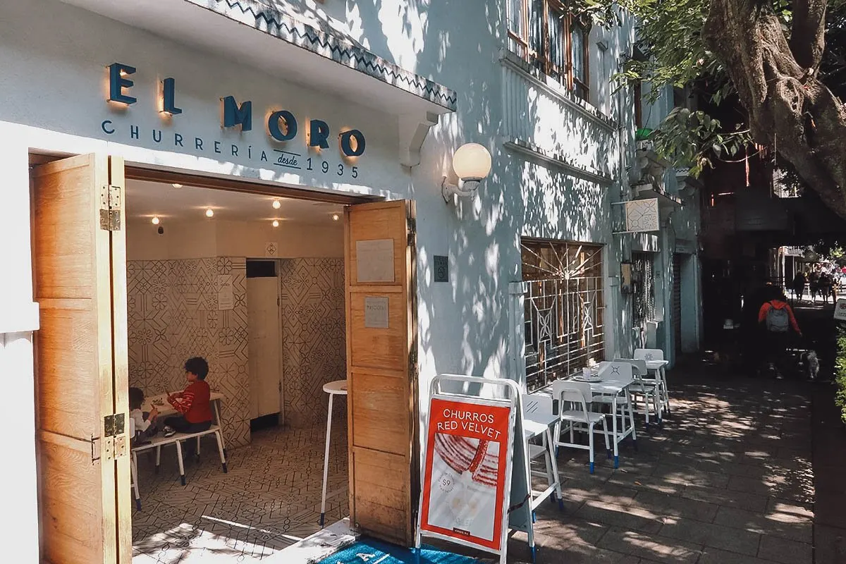 Churreria El Moro pastry shop in Mexico City