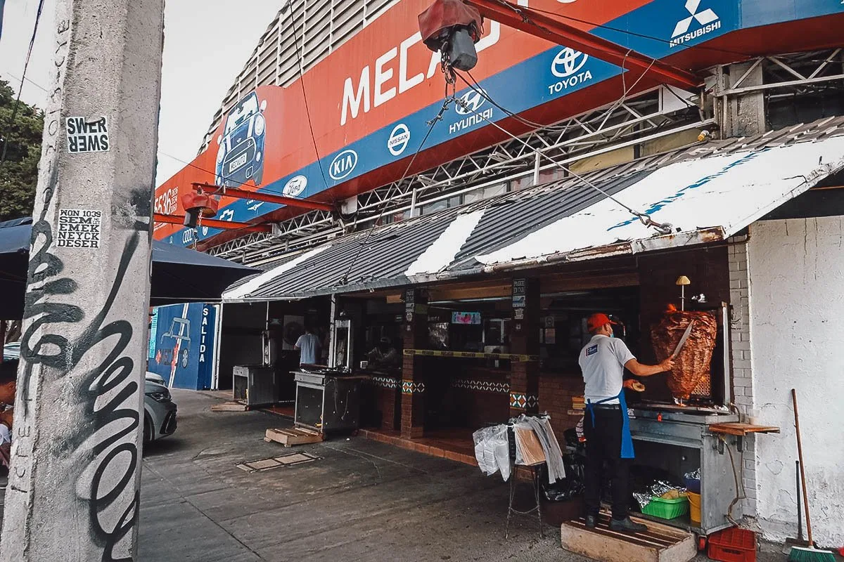 The Best Tacos in Mexico City El Vilsito storefront