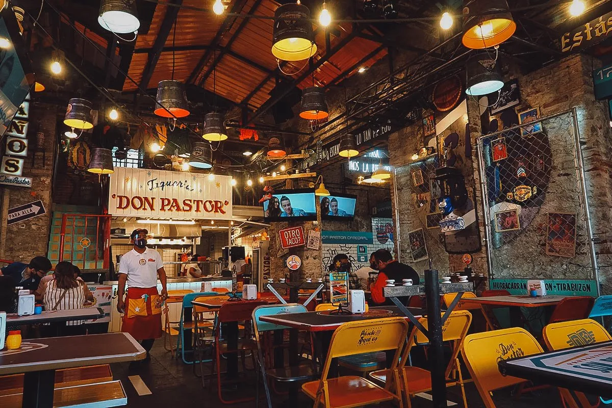 Don Pastor interior