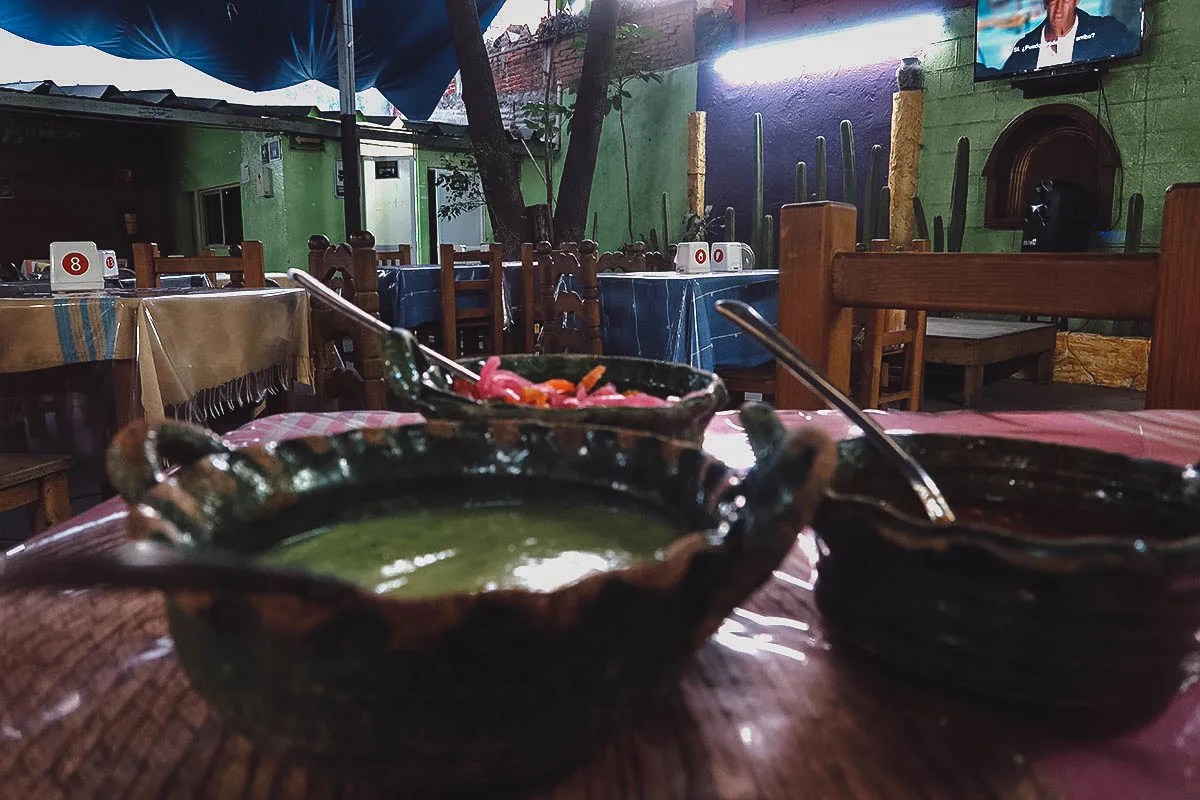 Tlayudas El Negro dining area