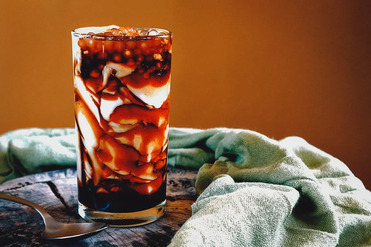 Glass of Filipino taho