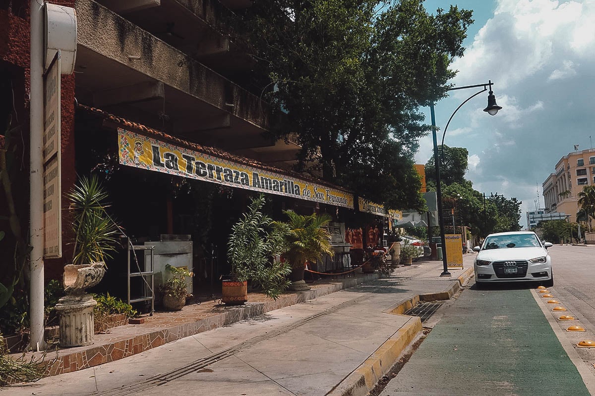 La Teraza Amarilla de San Fernando restaurant exterior