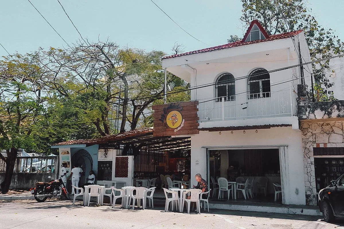 Los Culiados restaurant exterior