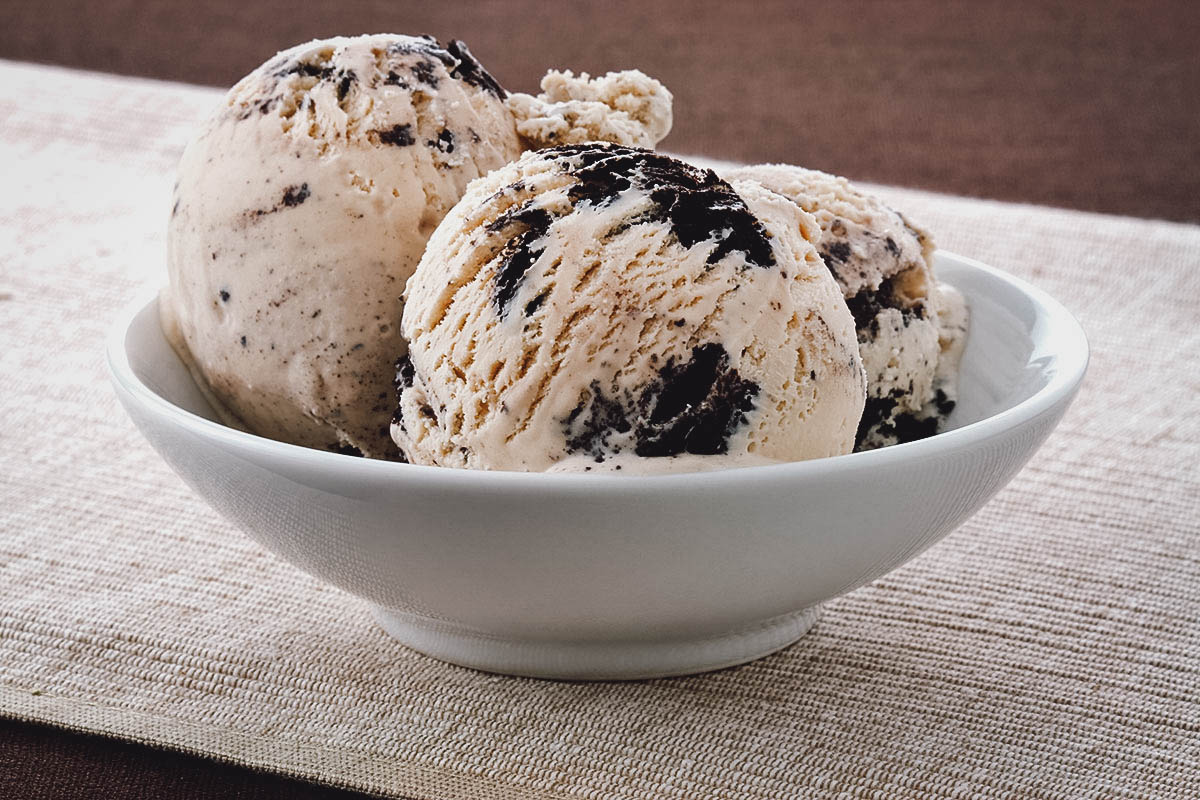 Scoops of cookies n cream