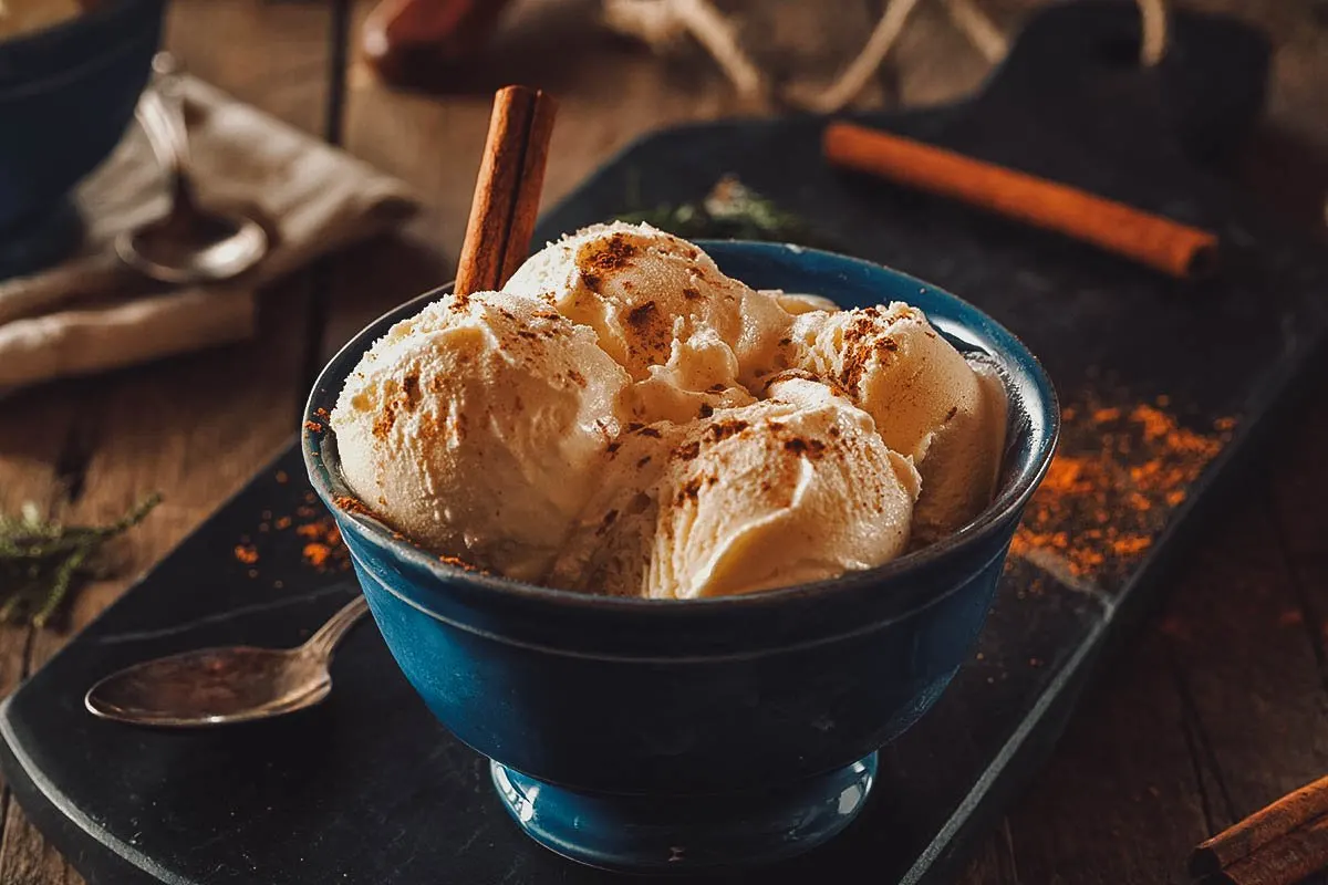 Eggnog ice cream