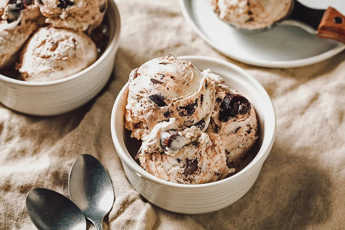 25 Supremely Delicious Ice Cream Flavors