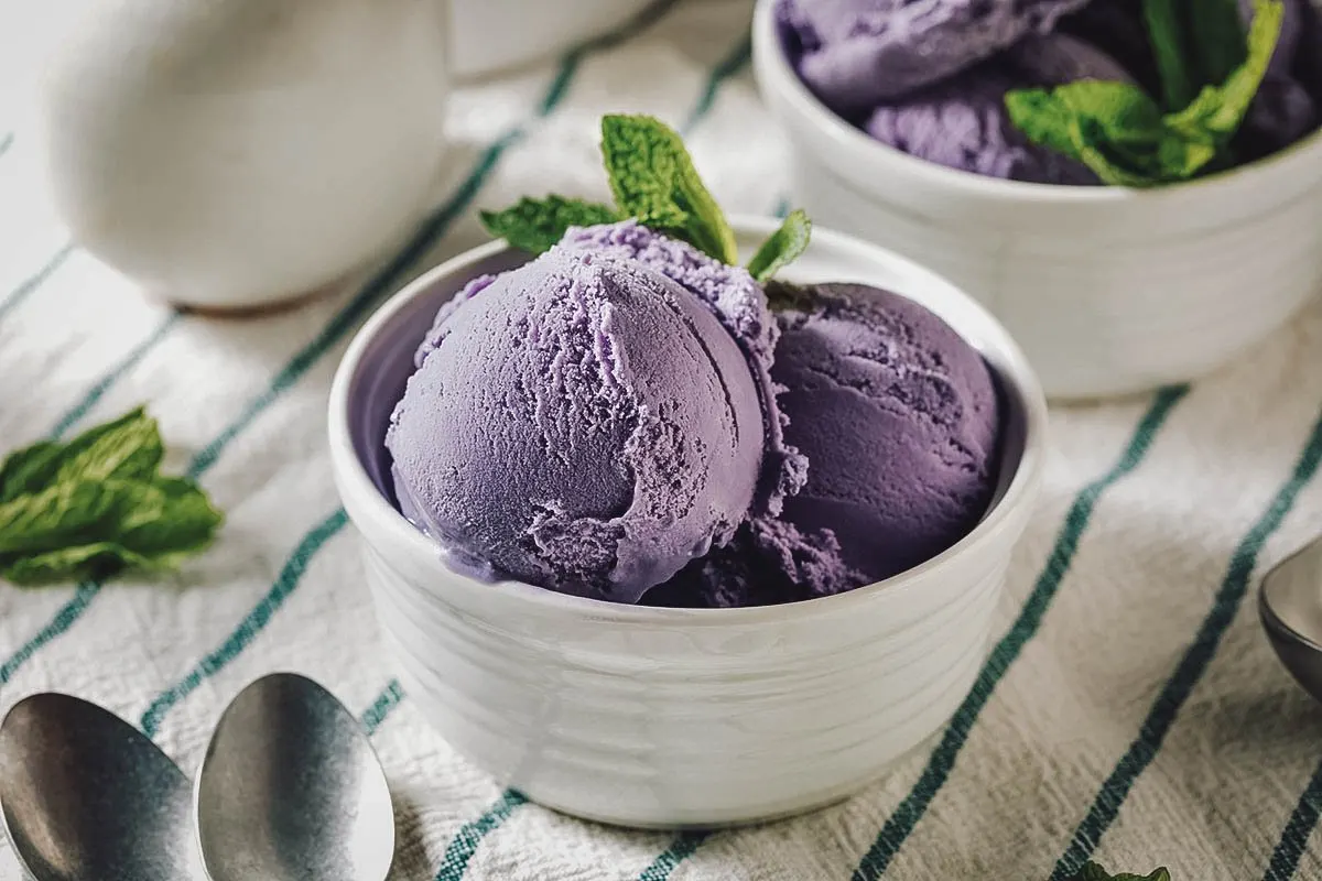 25 Supremely Delicious Ice Cream Flavors