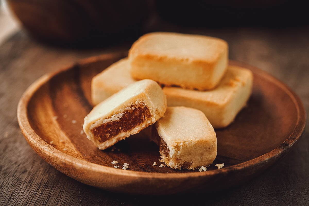 Taiwanese pineapple cakes