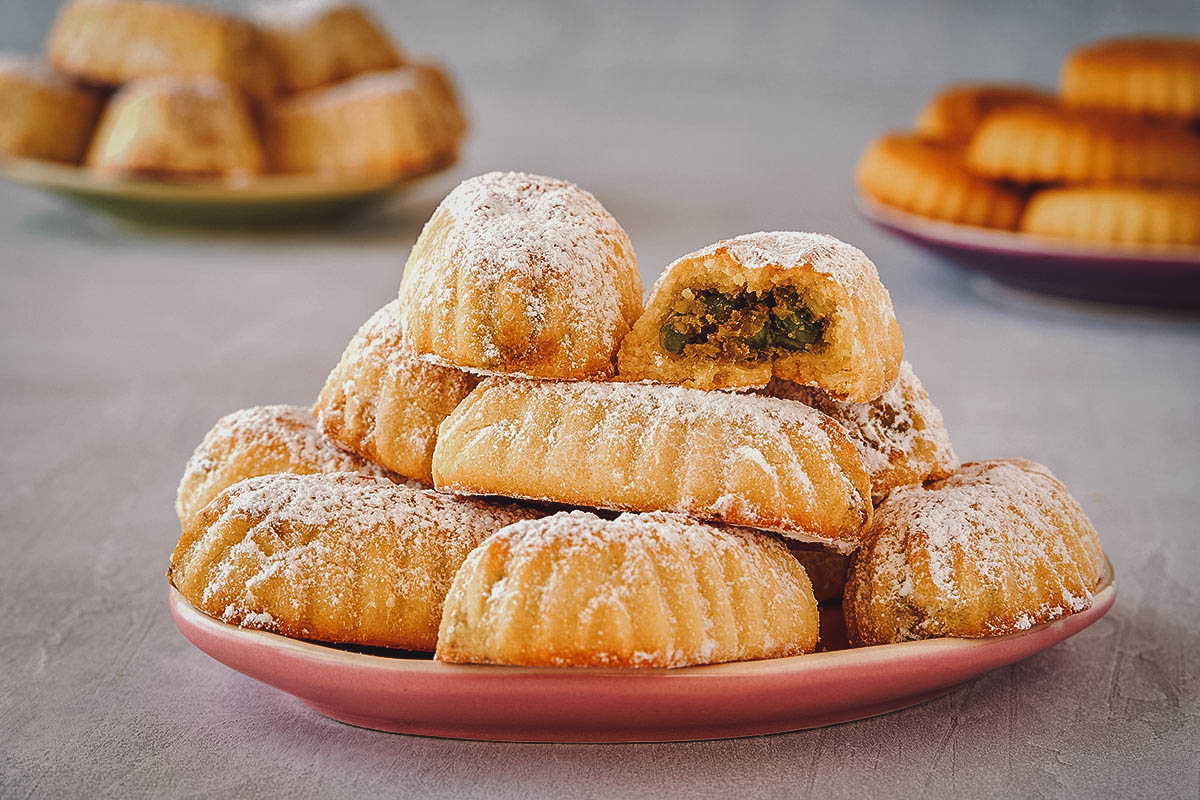 Ka'ak al-Eid cookies