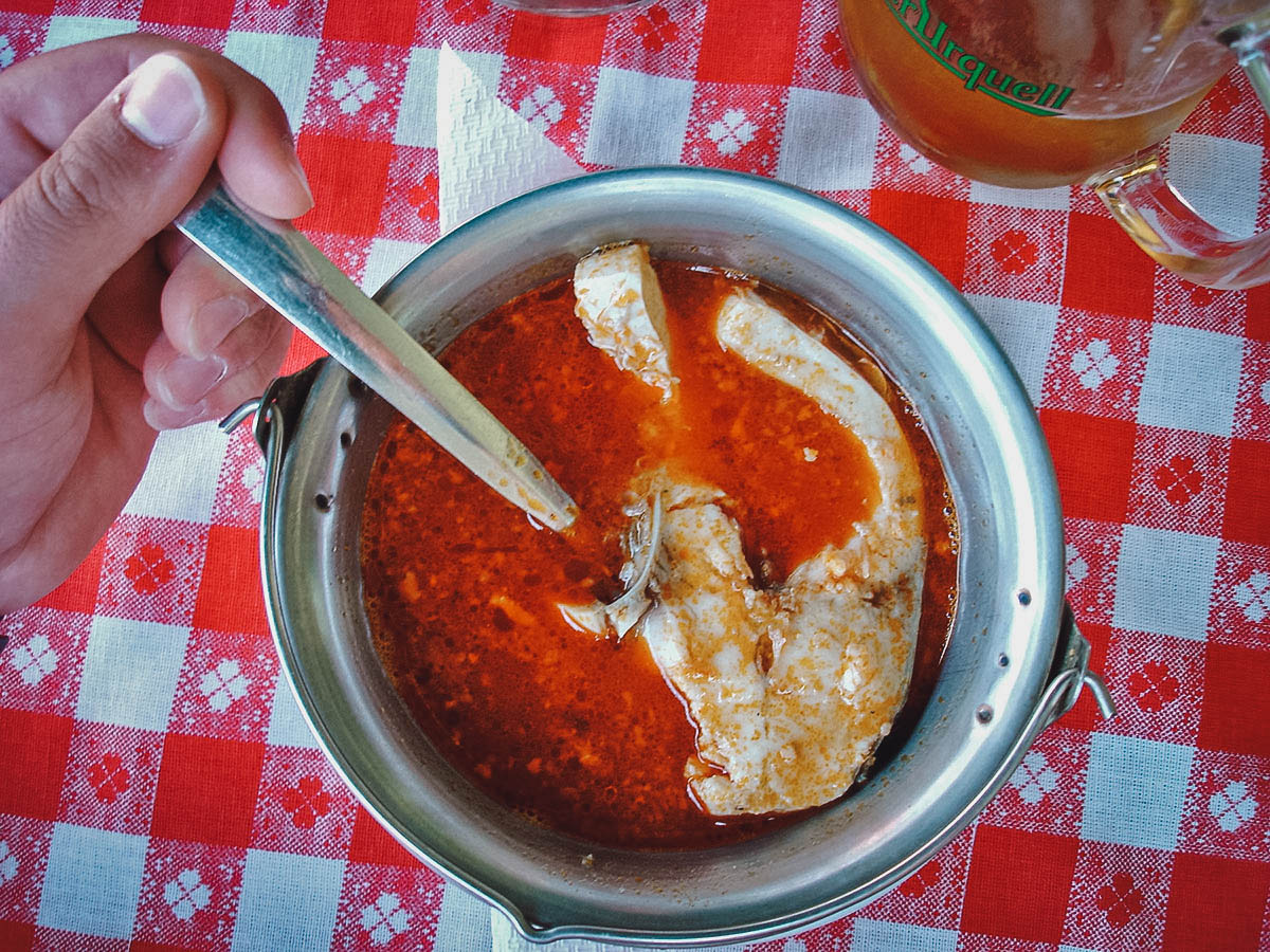 Fiš paprikaš, Croatian fish stew