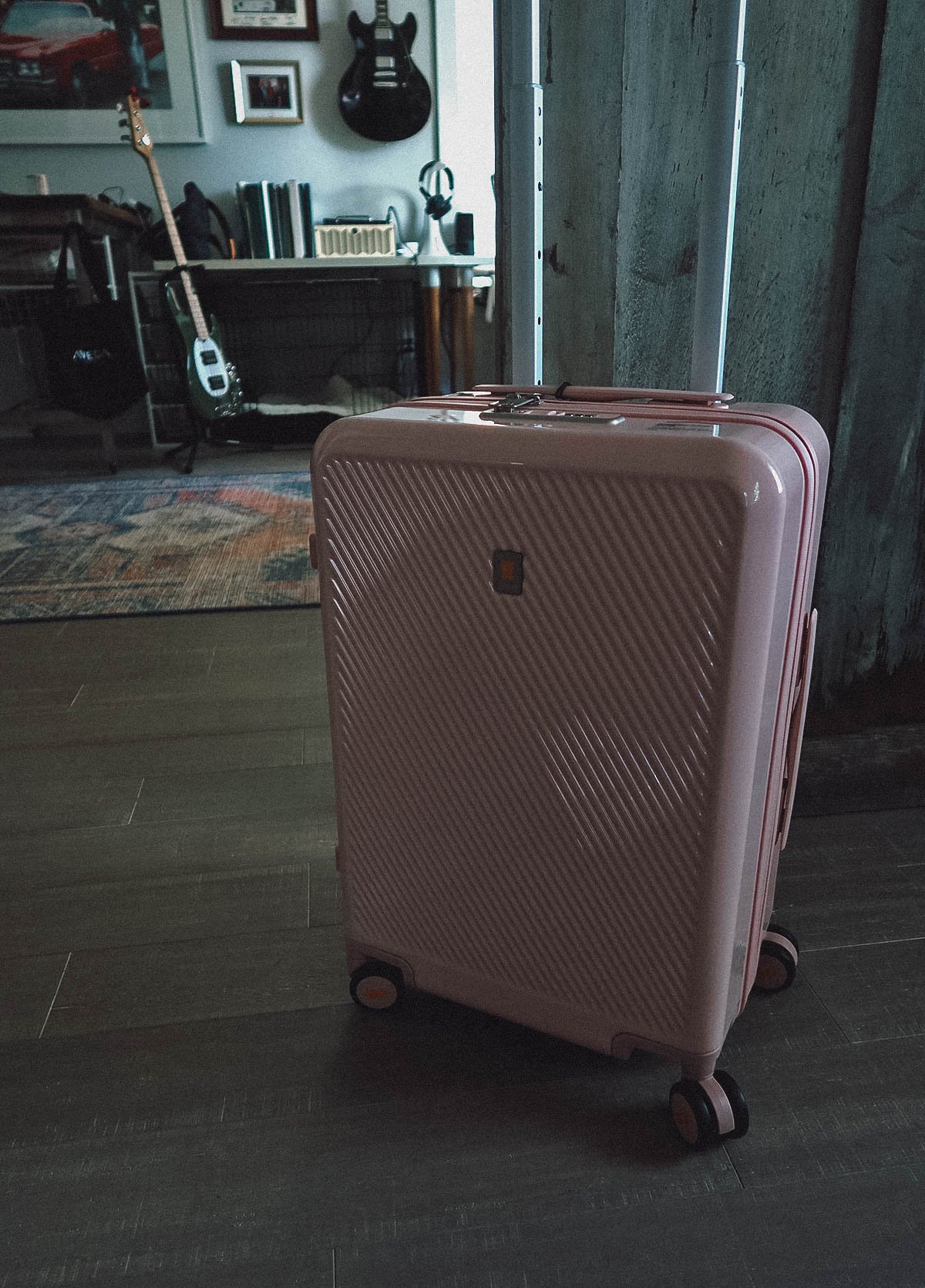 Glitter hard shell suitcase