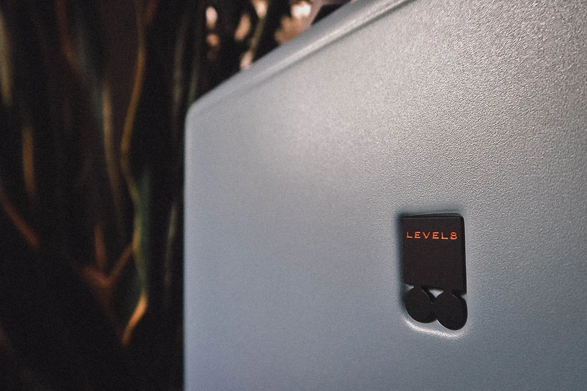 LEVEL8 Luggage Review LEVEL8 logo
