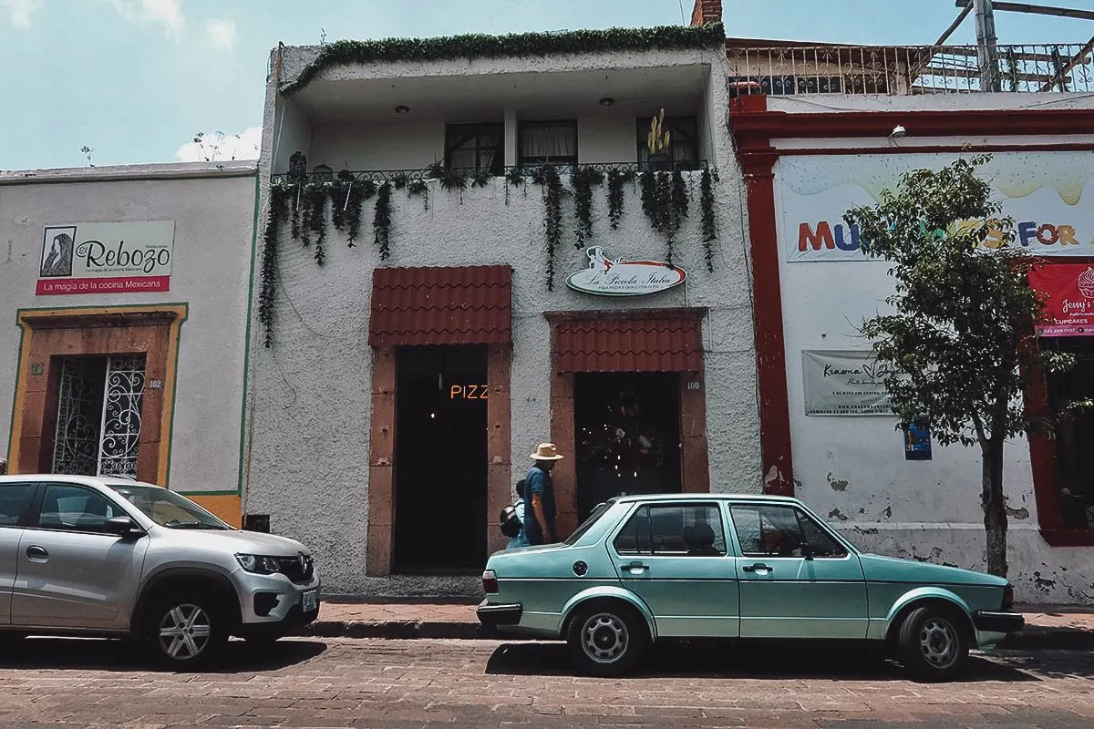 Entrance to La Piccola Italia restaurant in Queretaro