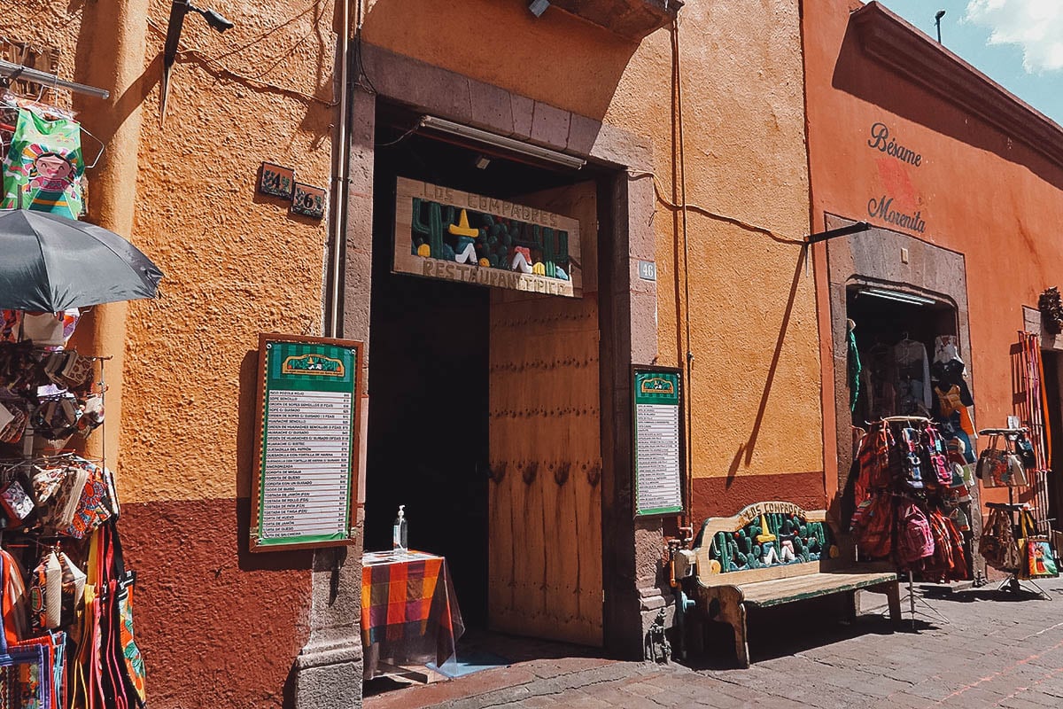 Entrance to Los Compadres restaurant in Santiago de Queretaro