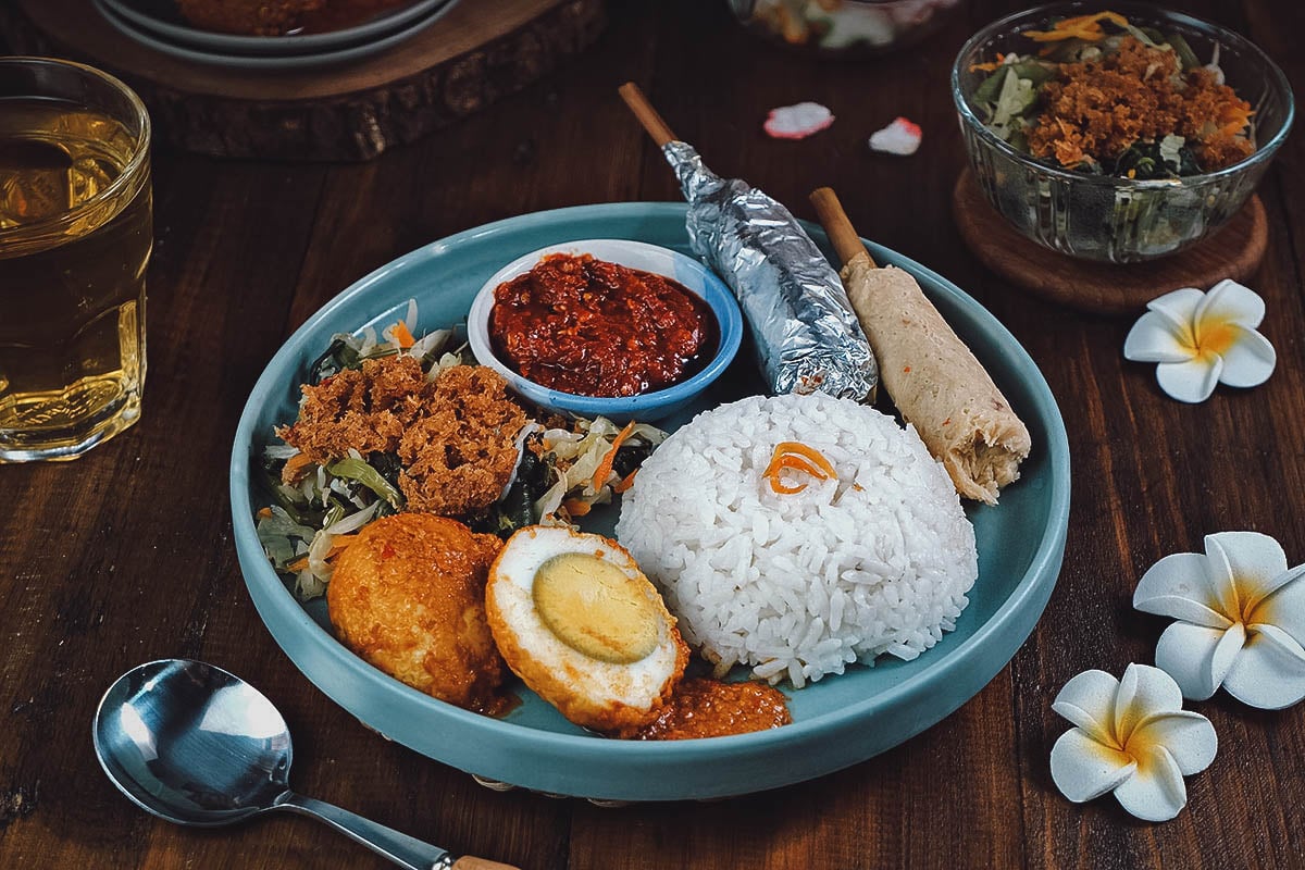 Nasi campur bali