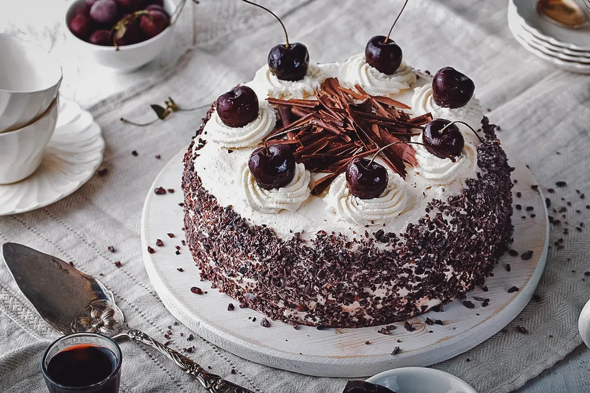 German Food German schwarzwälder kirschtorte