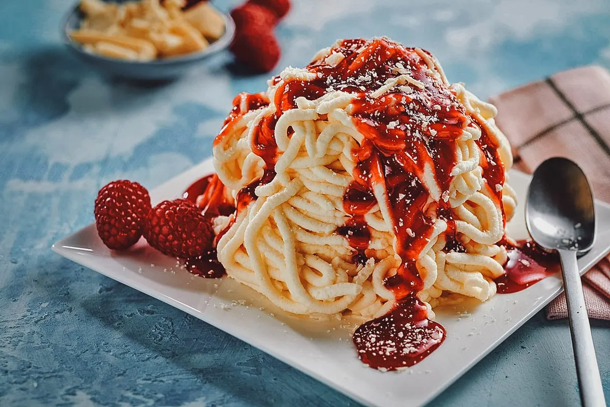 German Food German spaghettieis