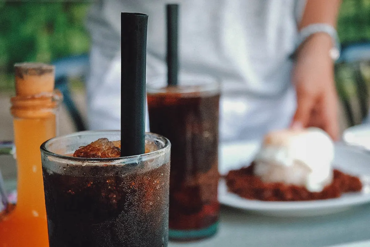 Filipino sago't gulaman drink