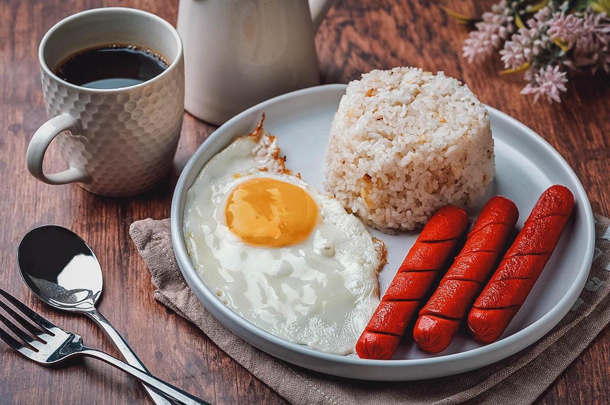 Filipino hotsilog