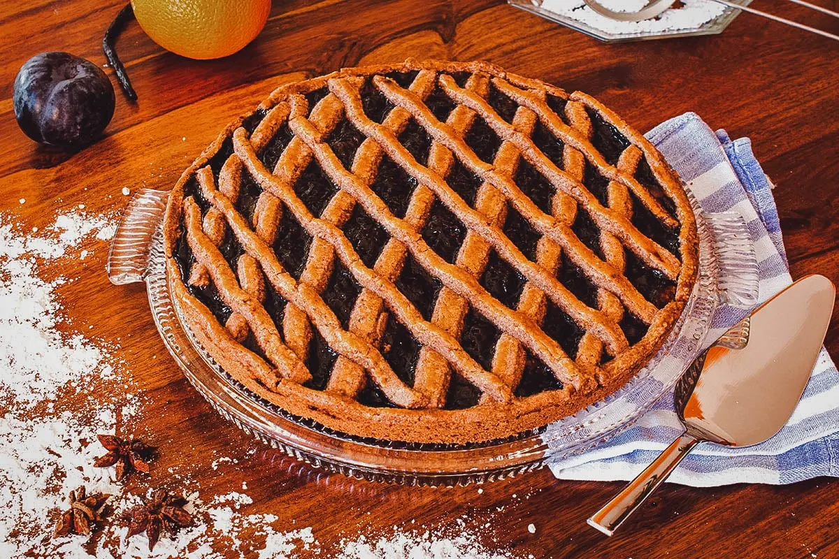 Austrian linzer torte