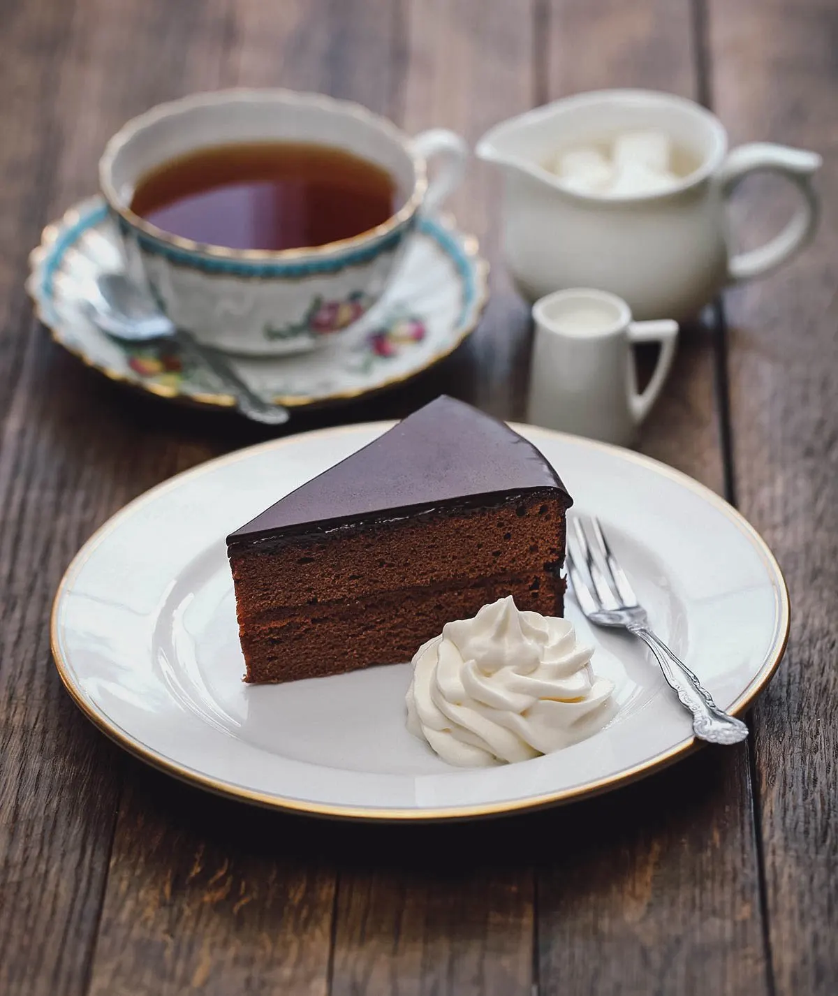 Austrian sachertorte