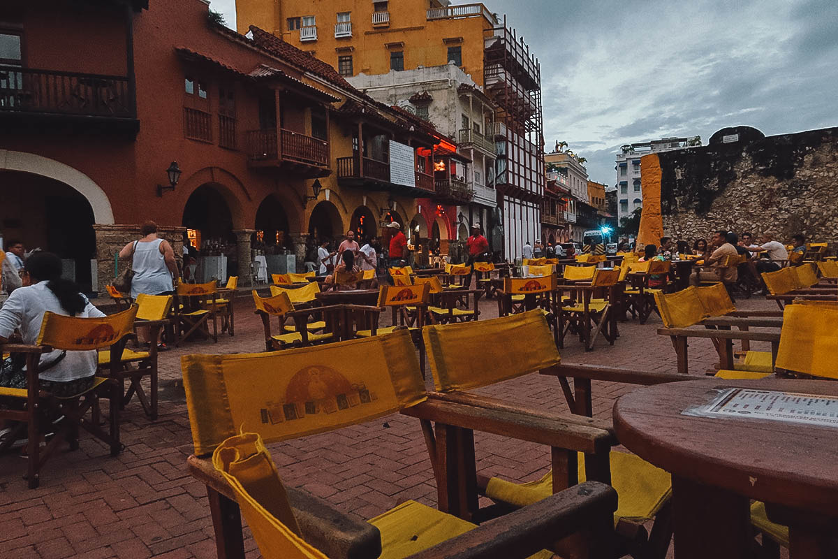 Outdoor seating at Donde Fidel Salsa Bar in Cartagena, Colombia