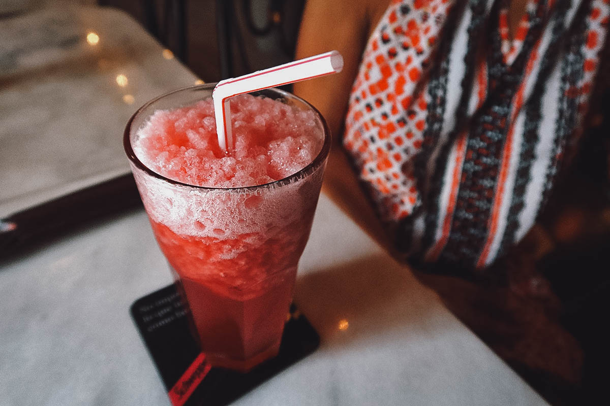 Jugo de corozo at Tomillo restaurant in Cartagena