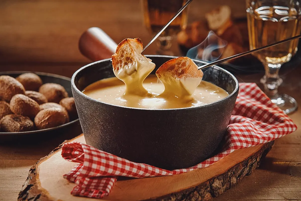 Swiss cheese fondue