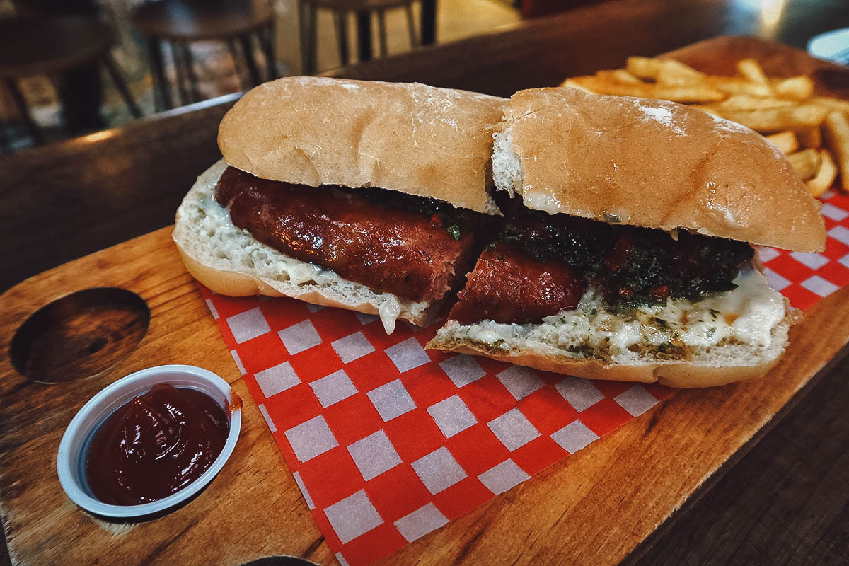 Choripan at Par de Brutos in Medellin