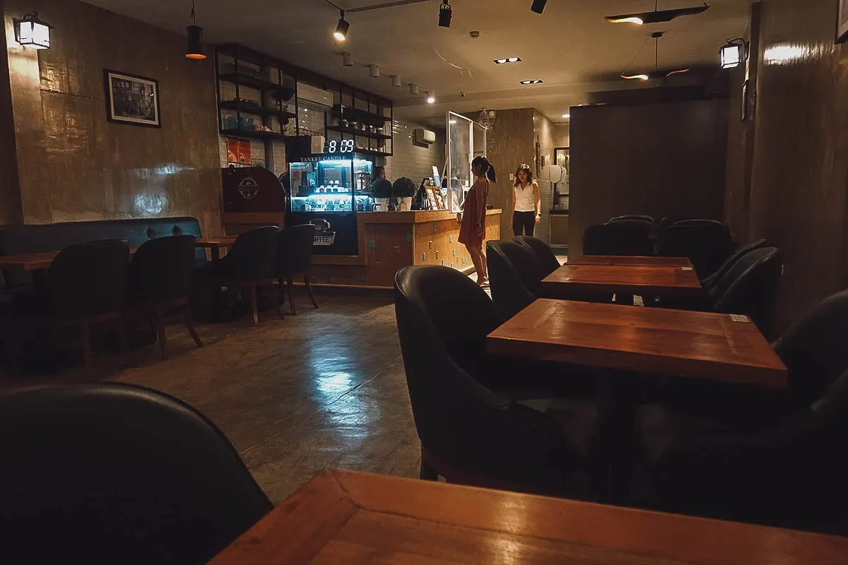 The Best Restaurants in Bohol Cafe Snow Park interior
