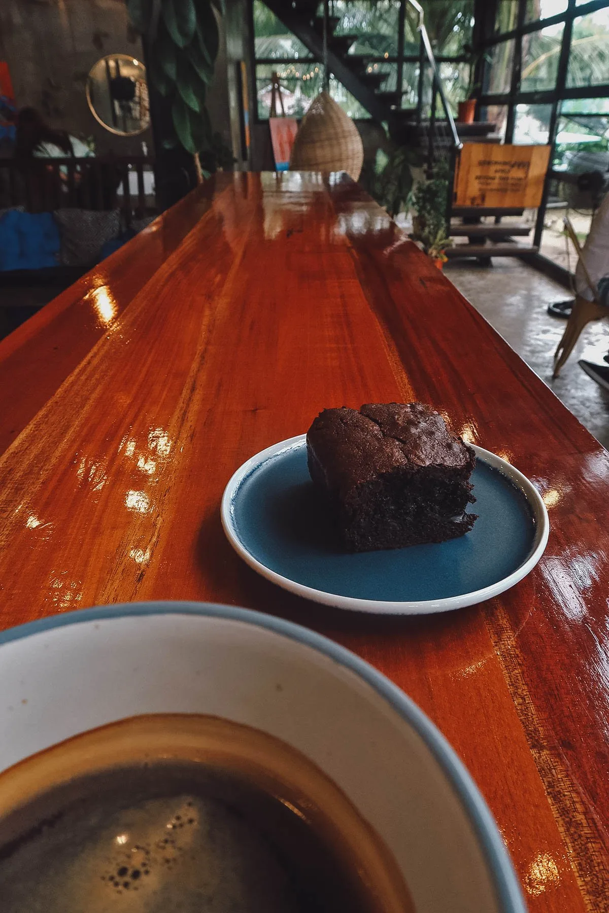 The Best Restaurants in Bohol Coffee and brownie at Common Crew in Bohol