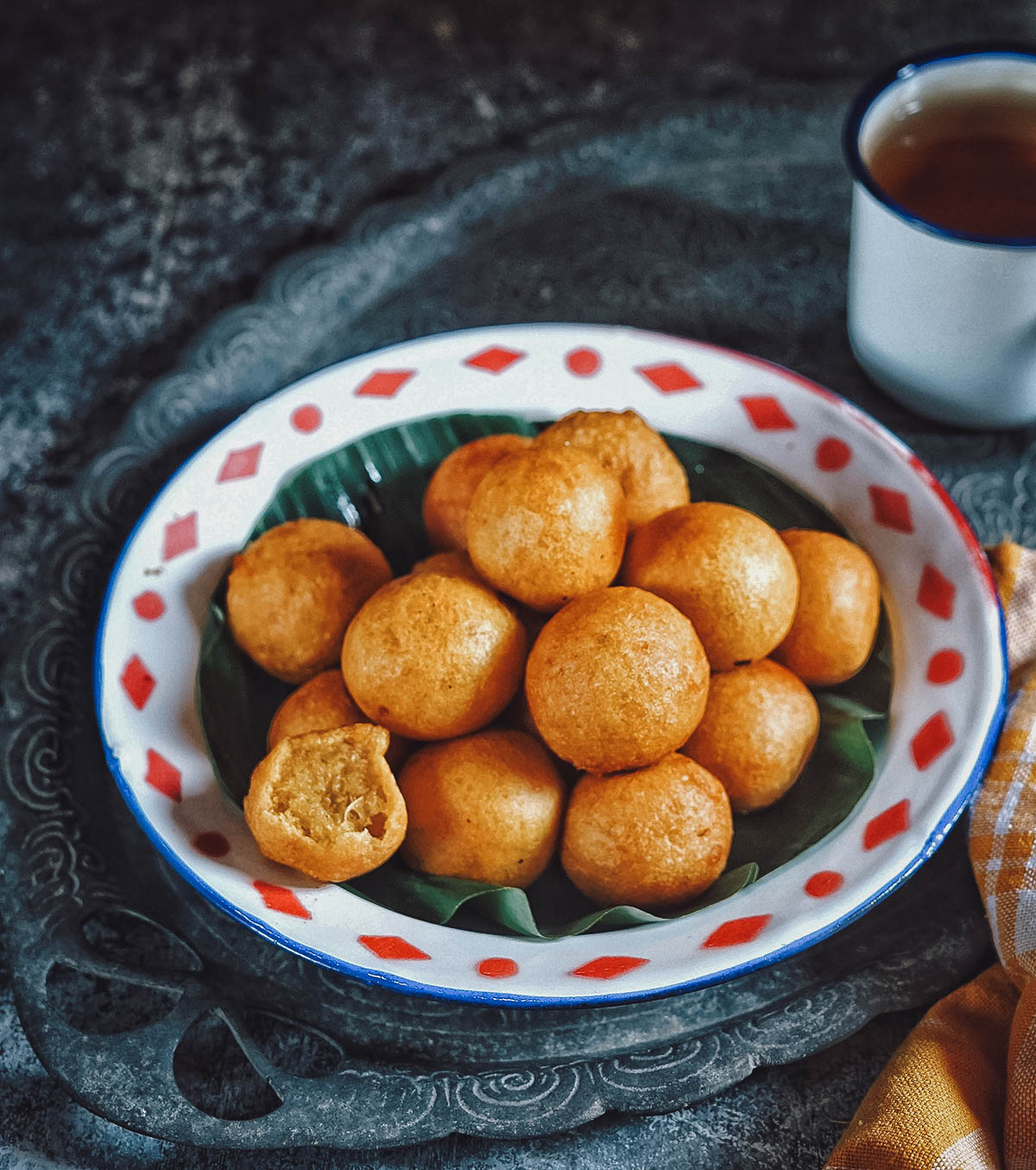 Indonesian bola-bola ubi