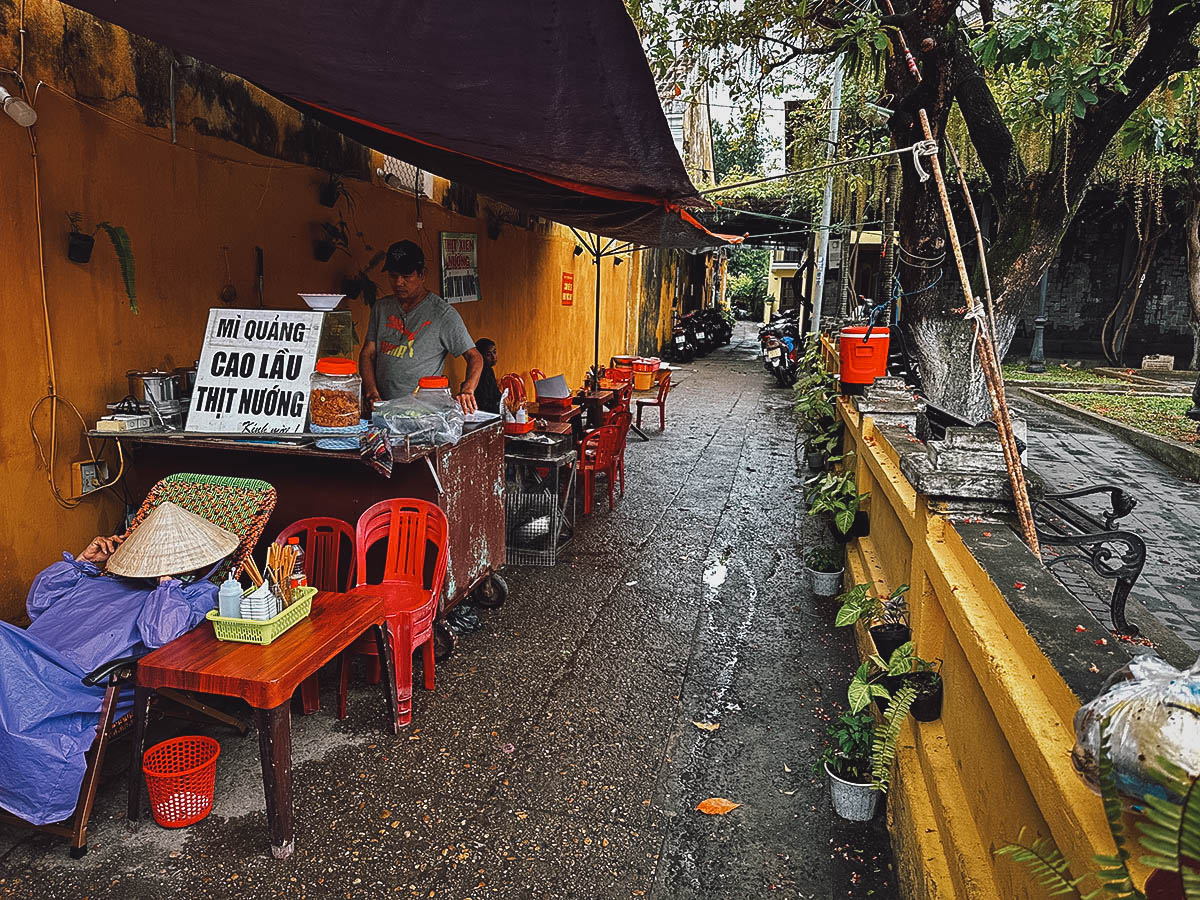 Cao Lau Ba Dinh in Hoi An, Vietnam