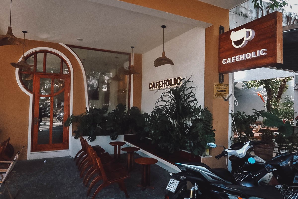 Cafeholic in Da Nang, Vietnam